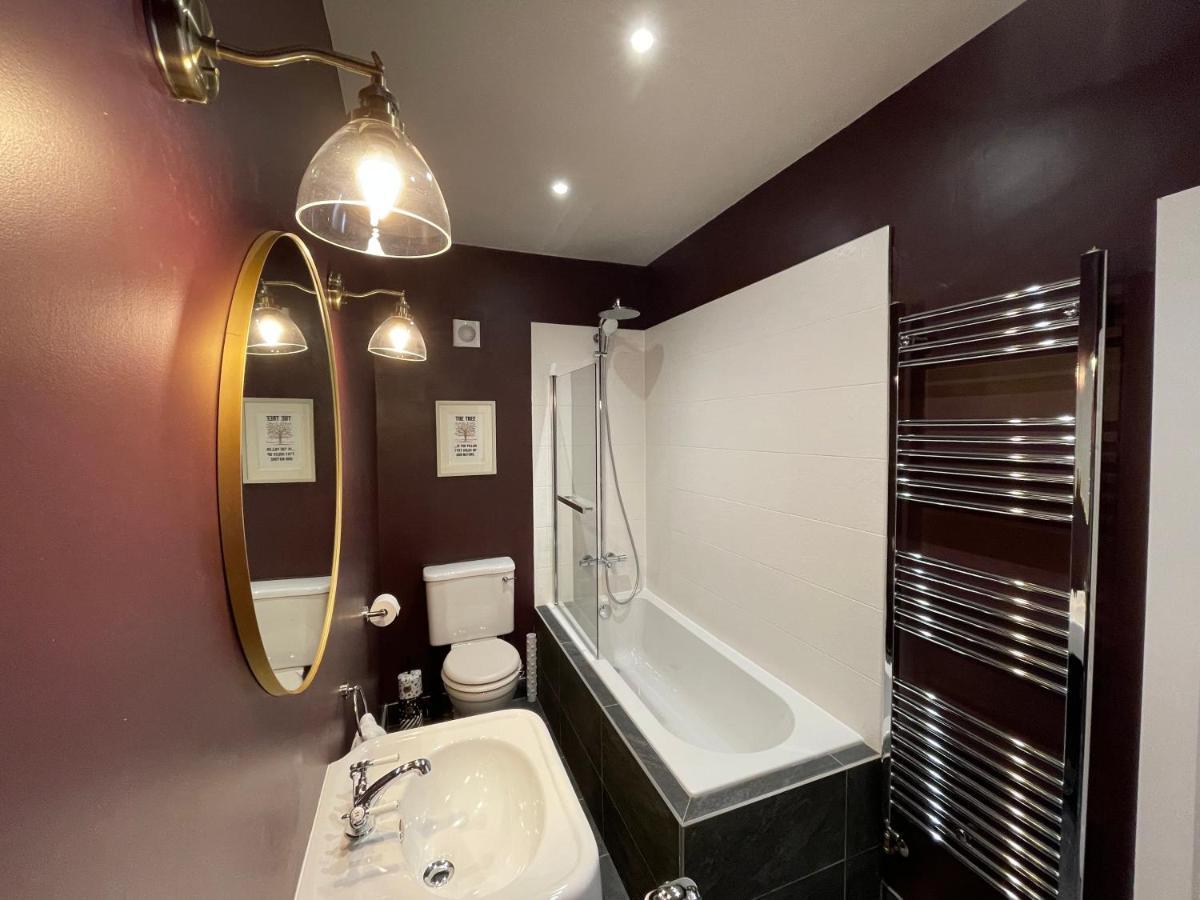 The Old Shop, A Two Bed Flat In Inverkip Village Extérieur photo